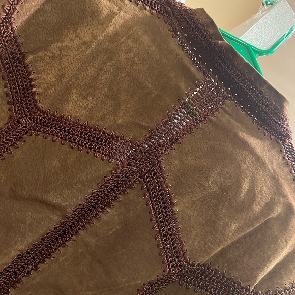 Vintage IDI by Matthew Suede Leather and Crochet brown jacket. Size medium. - Picture 6 of 7